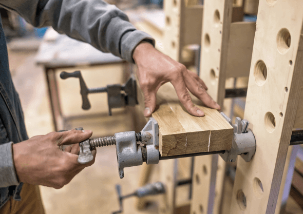Grafika: Woodmax adhesives